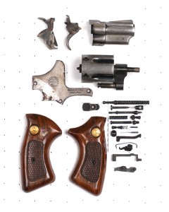 Taurus 85 