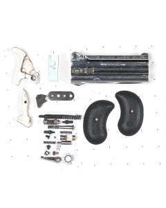 Davis DLB9 Derringer