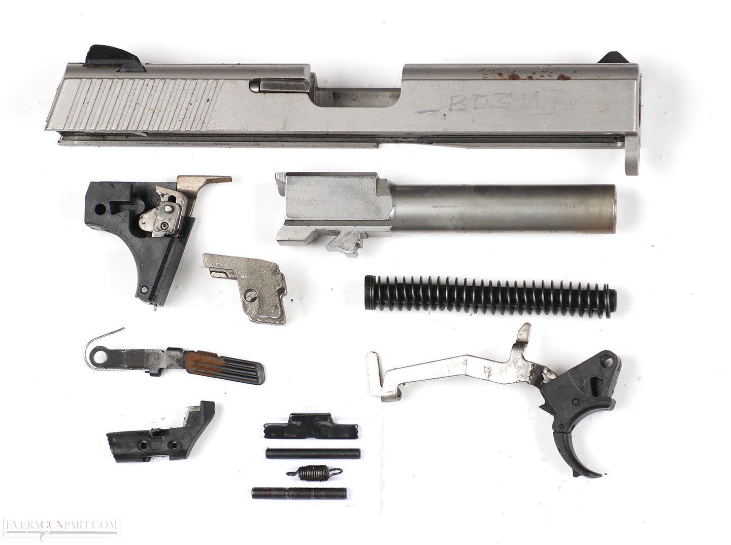 Smith&Wesson  パーツ&アクセサリーカタログ Smith & Wesson K-Frame Stainless Side Plate Models 64 65 66