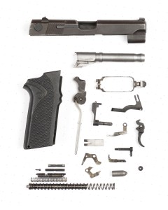 Smith & Wesson 915 Semi-auto