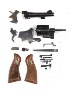 Smith & Wesson 10