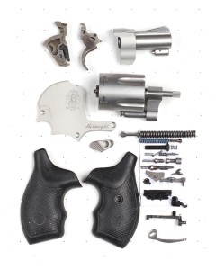 Smith & Wesson 638-3 Airweight Revolver