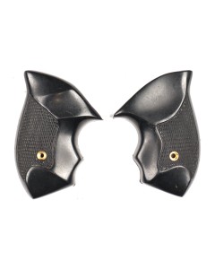 Smith & Wesson Grips Furniture, Stocks & Grips