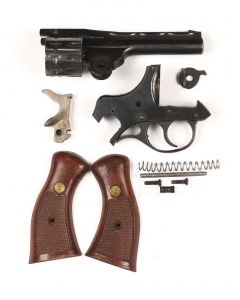 H&R Sportsman 999 Revolver