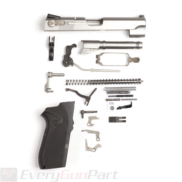 Smith & Wesson 5906 Semi-auto